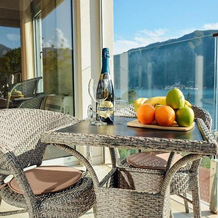 Ily Apartment With Sea View Kotor Extérieur photo